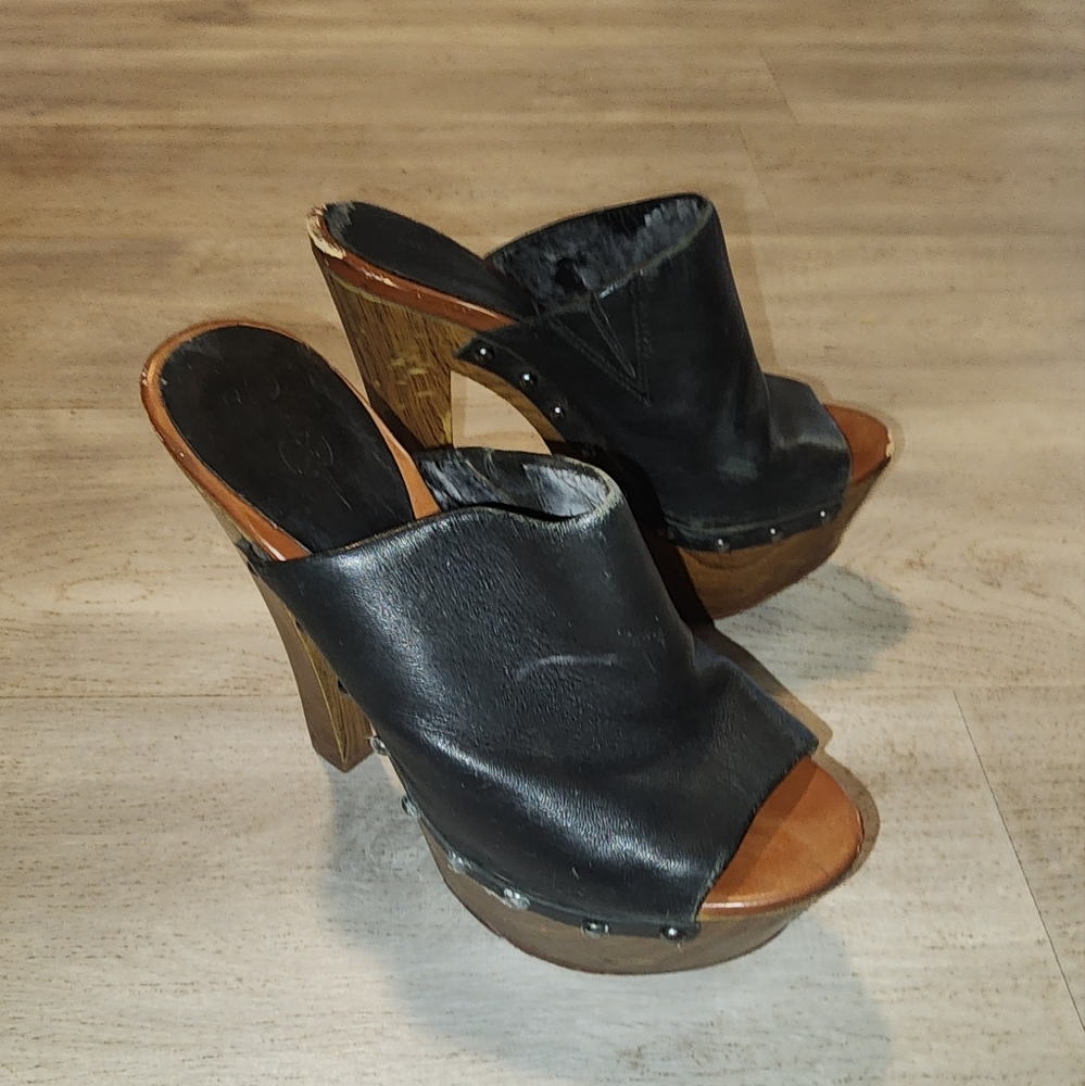Jessica Simpson Platform Heels